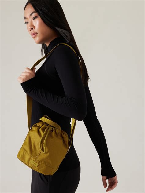 athleta excursion bag dupe|shoppycat athleta.